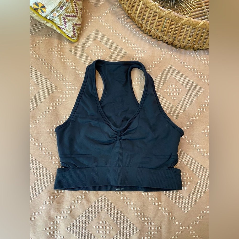 Sports bra